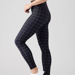Black and White Athletic Legging